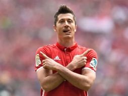 Lewandowski marcó tres goles y asistió a los dos anotados por Thomas Müller. AFP / C. Stache