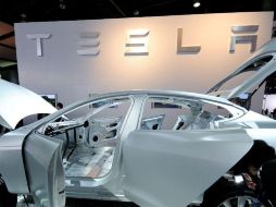 De acuerdo con Tesla, fueron entregados cerca de 13 mil 450 autos Model S y unas 11 mil 550 camionetas deportivas Model X. AFP / ARCHIVO