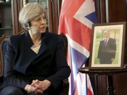 Theresa May aseguró que sus pensamientos y los del pueblo inglés están con las víctimas de San Petersburgo. AP / R. Adayleh