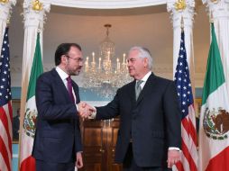 Videgaray y Tillerson abordaron ‘los esfuerzos en la OEA para estimular a Venezuela’. AFP / M. Ngan