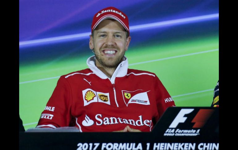 ''Puede ser que sea de la vieja escuela en muchos sentidos. Creo que algunas cosas no deberíamos cambiarlas'', subrayó Vettel. EFE / D. Azubel