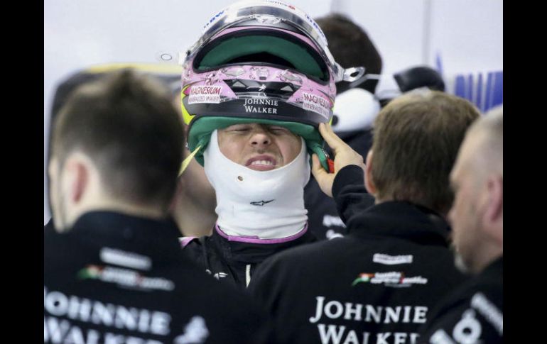 'Checo' superó las expectativas del equipo para meterse a la Q3. EFE / D. Azubel