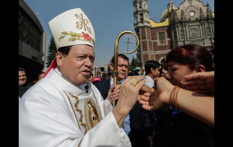 Previo a la misa celebrada en la catedral, Norberto Rivera Carrera realizó una procesión de Ramos para conmemorar la llegada de Cristo. SUN / ARCHIVO