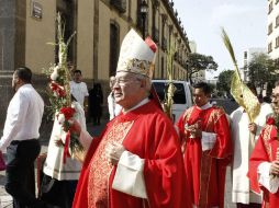 La misa se realizó después de una pequeña procesión desde el templo de Santa María de Gracia a la Catedral. EL INFORMADOR / A. Camacho