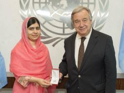 Malala y el secretario general de la ONU, Antonio Guterres. NTX / Especial