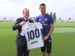 ''Quiero agradecer el regalo al Real Madrid, a mis compañeros y a la afición. Es un honor hacer 100 goles en Europa'', dijo. ESPECIAL / realmadrid.com