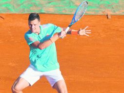 Complicado. Tomas Berdych requirió de toda la ruta para vencer al ruso Andrey Kuznetsov, en Mónaco. AFP / Y. Coatsaliou