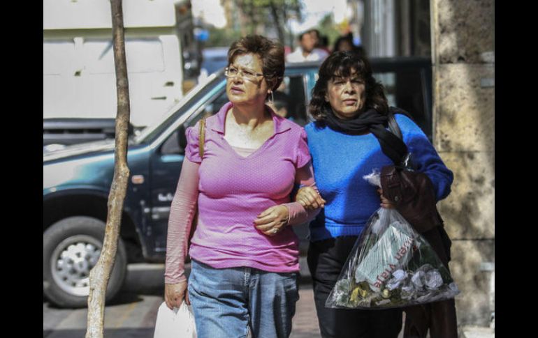 Algunas señales de este tipo de cáncer son cambios en los hábitos urinarios, periodos de estreñimiento o de diarrea. EL INFORMADOR / ARCHIVO