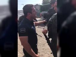 Este jueves se difundió un video donde policías de Zapopan y elementos de la Fuerza Única discuten. TWITTER / @JulioChavezTel2