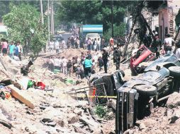 El desastre enlutó a la ciudad, pero también reflejó el lado más noble de los tapatíos hacia las víctimas. EL INFORMADOR / ARCHIVO