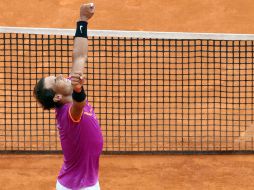 Con 50 trofeos sobre arcilla, el mallorquín, de 30 años, supera al argentino Guillermo Vilas. AFP / V. Hache