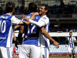 El brasileño Willian José remató de cabeza un centro de su compañero Yuri desde la izquierda para marcar el gol de la victoria. EFE / J. Etxezarreta