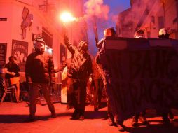 Las plazas de Bastilla y de la República fueron las que congregaron a los manifestantes contra el paso a la segunda vuelta electoral. EFE / J. Evrard