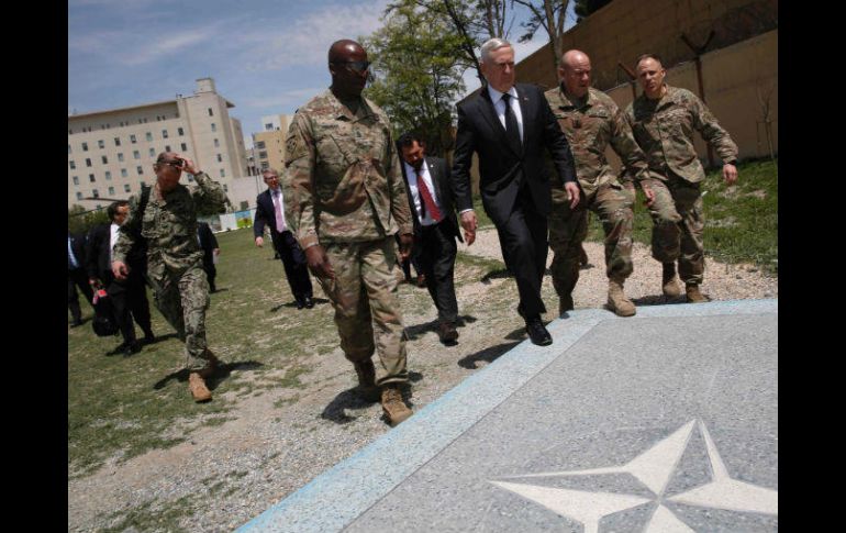 Mattis inició su visita en la sede de la operación 'Apoyo Decidido'. AFP / J. Ernst