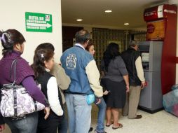 Los clientes de la banca tienen a su disposición, los 365 días del año, una red de más de 47 mil cajeros automáticos. EL INFORMADOR / ARCHIVO