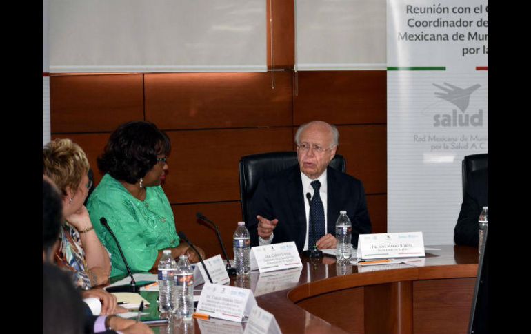 El secretario de salud recibió de visita a la directora de la OPS, Carissa Etienne. TWITTER / @JoseNarroR