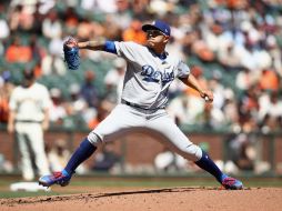 Julio Urías lanzó por espacio de cinco entradas y dos tercios permitiendo una carrera y cuatro hits. AFP / E. Shazw