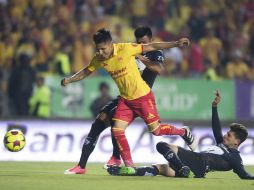 Acción del partido entre Morelia y Pumas en el Estadio Morelos. MEXSPORT / O. Martínez