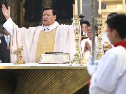 El prelado dedico una bendición en honor de los menores de edad. SUN / B. Fregoso