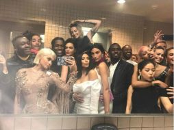 Reunió en el autoretrato a Kim Kardashian, Emily Ratjakowski, el rapero Diddy, Frank Ocean, Paris Jackson y aKendall Jenner. INSTAGRAM / kyliejenner