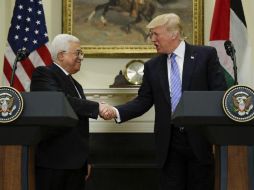 Trump se declara comprometido a trabajar con ambas partes para tratar de lograr ese acuerdo de paz. AP / E. Vucci