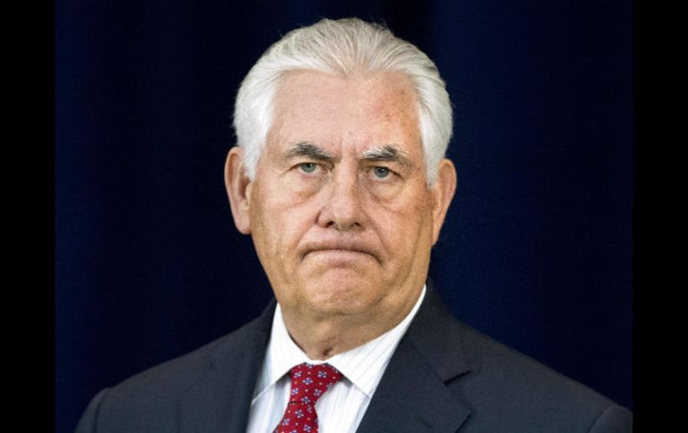 ''La estabilidad de México y el flagelo de drogas que están llegando a este país'', asevera Tillerson. AP / J. Martin