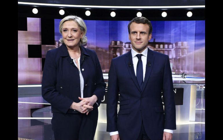 Le Pen intentará presentar a Macron como el heredero del impopular presidente socialista François Hollande. AP / E. Feferberg