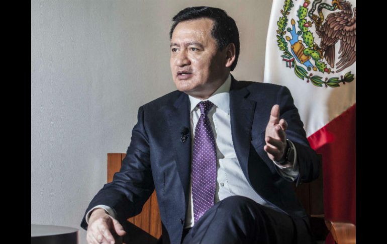 Respecto al PRI, el nombre de Miguel Ángel Osorio Chong es uno de los más sonados para ser el candidato en 2018. SUN / ARCHIVO