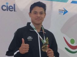 Daniel Gómez sumó su segunda medalla de oro en la Olimpiada al adjudicarse la prueba de los 100 metros mariposa. TWITTER / @codejalisco