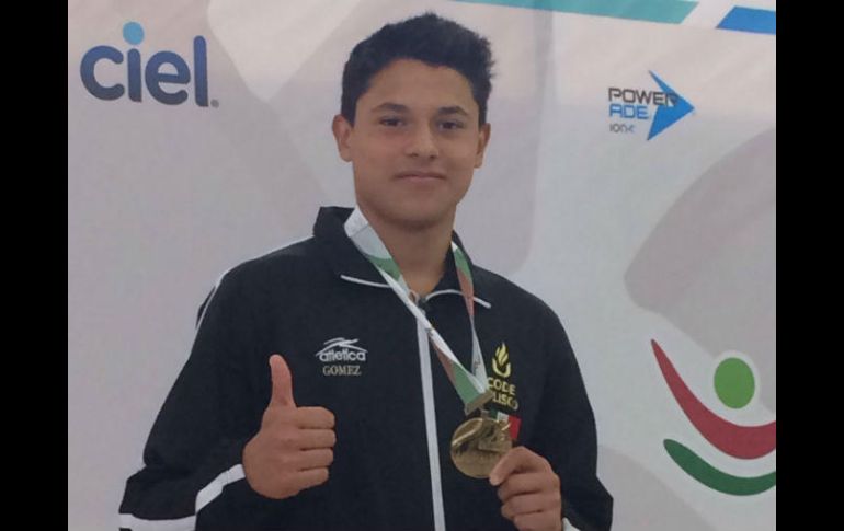 Daniel Gómez sumó su segunda medalla de oro en la Olimpiada al adjudicarse la prueba de los 100 metros mariposa. TWITTER / @codejalisco