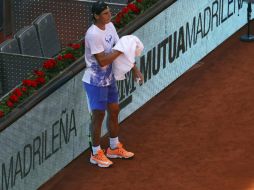 El tenista entrena, de cara al Masters 1000 que dará inicio este domingo en las instalaciones de la Caja Mágica. EFE / S. Barrenechea