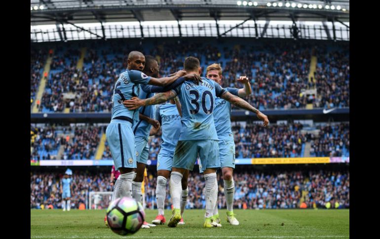 El equipo dirigido por el técnico español Pep Guardiola ascendió a la tercera posición de la Premier, con 69 puntos. AFP / O. Scarff