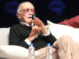 Stan Lee tuvo una conferencia magistral con sus fans en la Conque. TWITTER / @conquemx