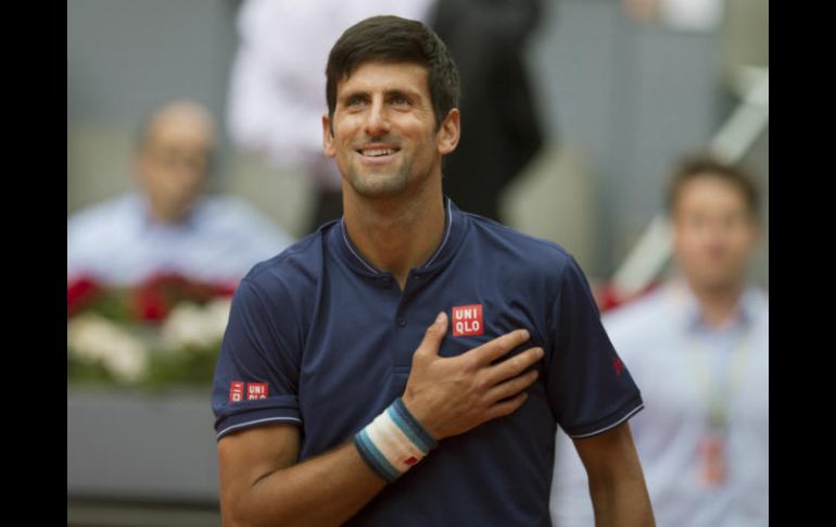 ''Nole'' buscará seguir avanzando, en la pelea por la defensa del título en la capital española. AP / P. White