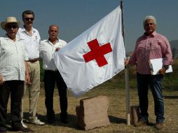 Este jueves, colocan la primera piedra en el lugar donde será construida la clínica. ESPECIAL /