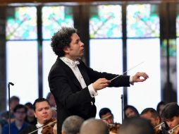 Gustavo Dudamel interpretará la Sinfonía No. 41 'Jupiter', de Wolfgang Amadeus Mozart, y 'Así habló Zaratustra'. TWITTER / @GustavoDudamel