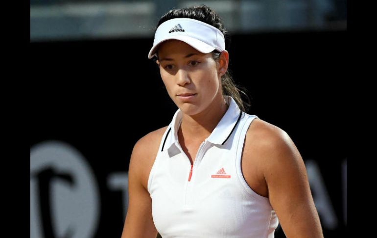 Muguruza, tercera favorita del torneo, anunció su salida del encuentro cuando Svitolina ganaba 4-1 en el primer set. EFE /