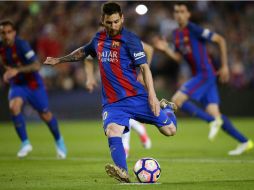 El argentino anota hoy un gol desde los once pasos ante el Eibar. AP / M. Fernández