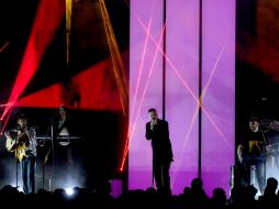 Dan Reynolds, vocalista de Imagine Dragons, apareció en el escenario para destacar el legado de Cornell. AP / C. Pizzello