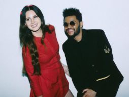 En el video se observa a Lana y a The Weeknd compartiendo abrazos y caricias. TWITTER / @LanaDelRey