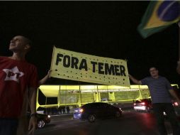 Manifestación contra Michel Temer frente al palacoi presidencial. AP / E. Peres