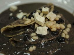 La forma más común de preparar el huitlacoche es como guisado, dentro de quesadillas o también como salsa o sopa. EL INFORMADOR / ARCHIVO