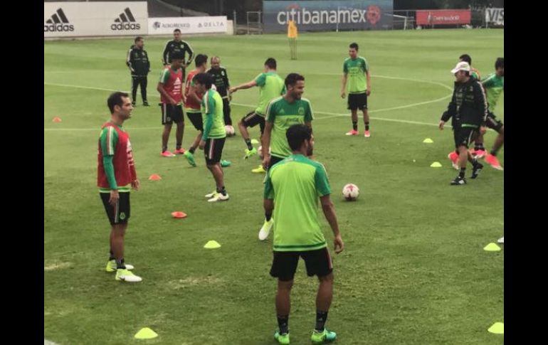 Los jugadores de la Selección Nacional se concentraron en el CAR, de cara a los próximos partidos. TWITTER / @miseleccionmx