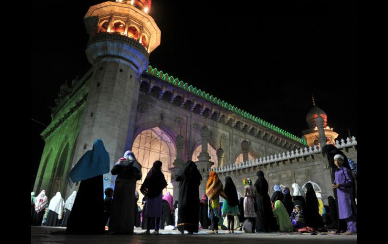 Terminará el 25 o 26 de junio, dependiendo del país, con la fiesta del Eid al-Fitr (fin del ayuno). AFP / N. Seelam