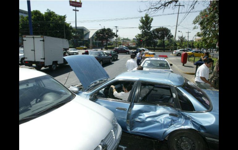 En Jalisco, que un carro involucrado en un accidente quede libre puede tardar hasta cuatro meses. EL INFORMADOR / ARCHIVO