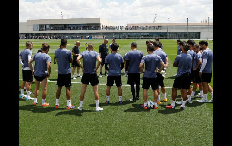 La sesión fue la tercera que llevó a cabo el equipo con la mente puesta en el duelo del sábado. TWITTER / @realmadrid