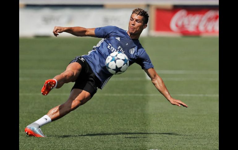 ''Me siento bien, en un buen momento'', afirmó el goleador portugués antes de viajar a Gales. TWITTER / @realmadrid