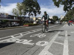 Las personas usan la bici como medio de transporte para trayectos cortos. EL INFORMADOR / ARCHIVO