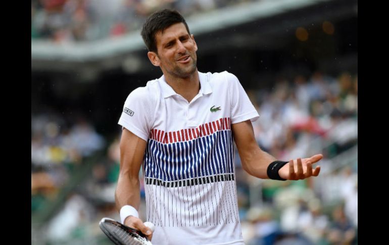 ''Peque'' protagonizó uno de los mejores duelos de la presente edición de Roland Garros, pero se derrumbó al final ante ''Nole''. AFP / C. Simon