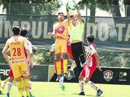 Partido cerrado. Tecos y el Sporting Canamy llevaron la Final hasta sus últimas consecuencias. ESPECIAL / FMF